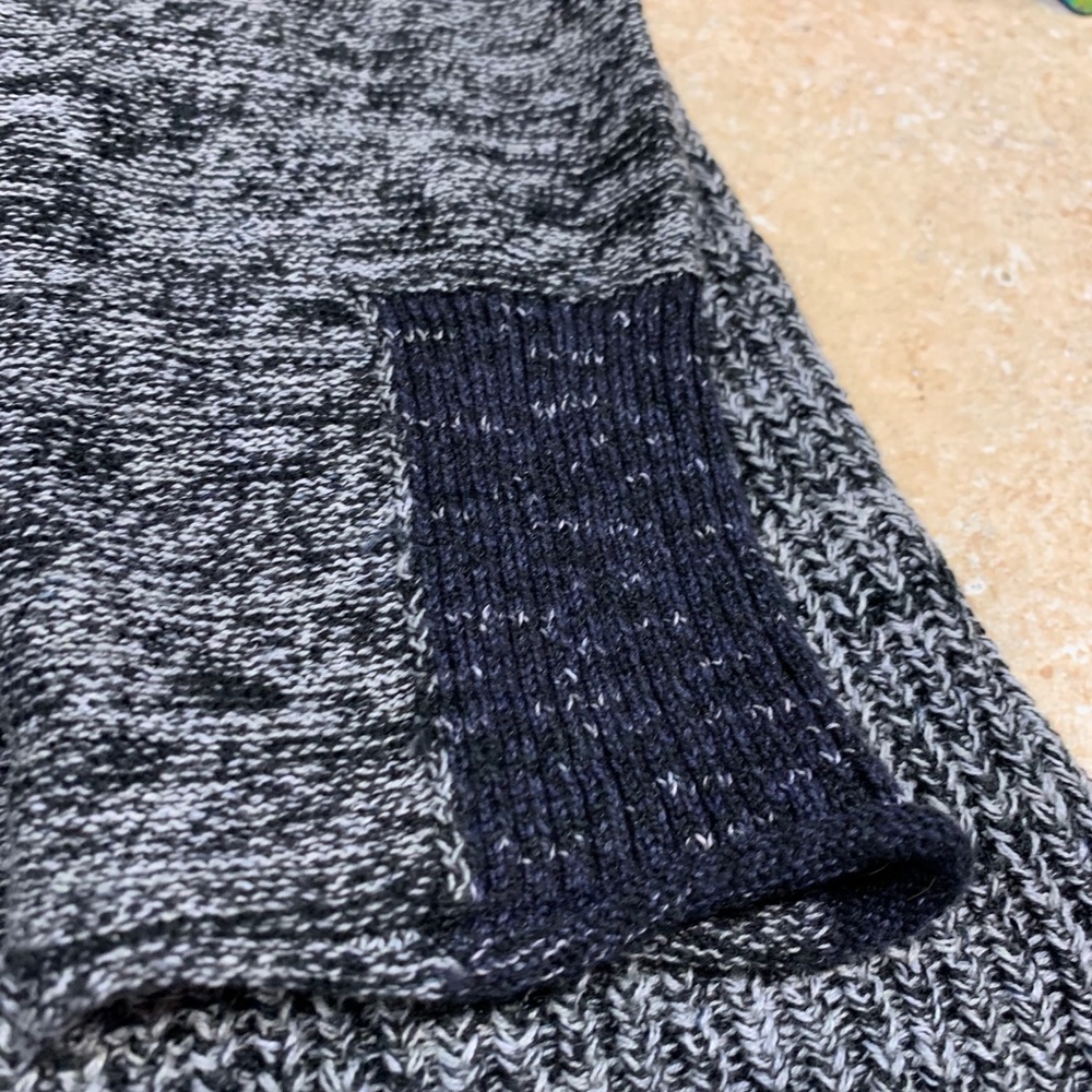 Fun Casual Sweater - image 7